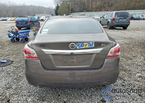 2015 Nissan Altima 2.5 z USA, uszkodzony, nr VIN 1N4AL3AP9FC106114